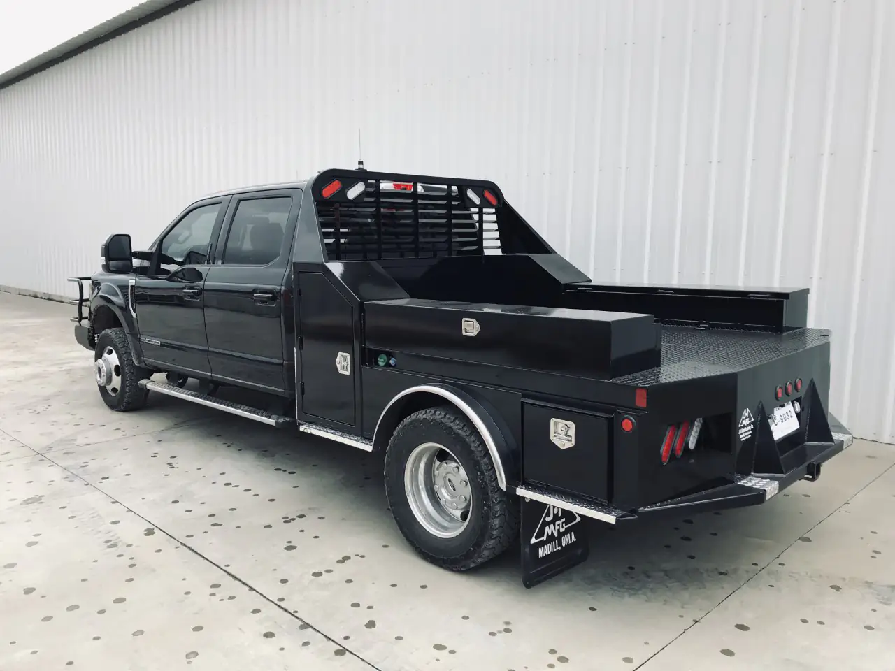 Foreman Truckbed Black